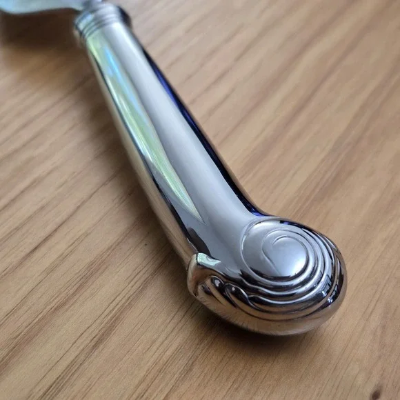 Kirk Stieff WILLIAMSBURG ROYAL SHELL Pie and Cake Server Pistol Handle Stainless - Picture 8 of 14